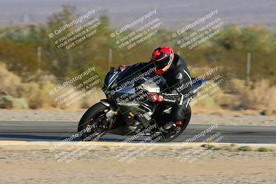 media/Oct-06-2024-Race Pace (Sun) [[d7d39ec7ad]]/3-Turn 2 Inside Pans (8am)/